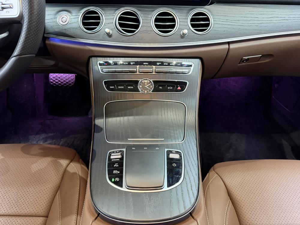 Mercedes-Benz Mercedes-Benz E-Class