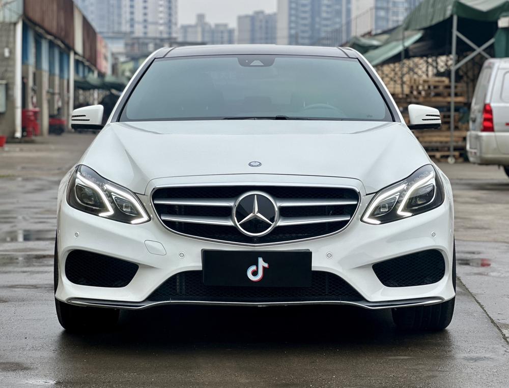 Mercedes-Benz Mercedes-Benz E-Class