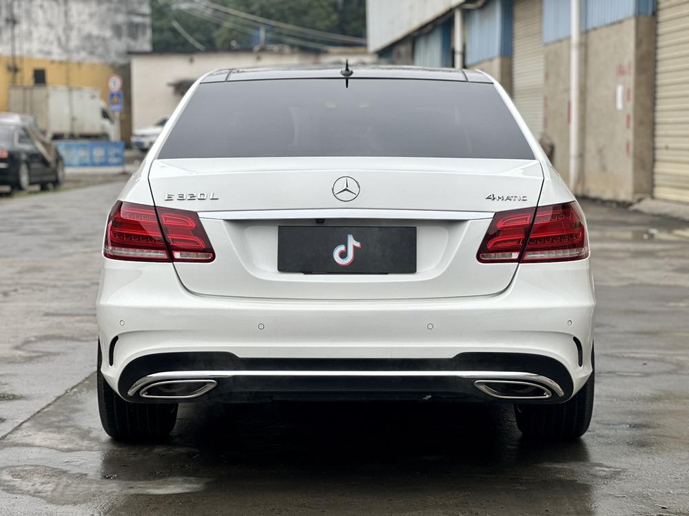 Mercedes-Benz Mercedes-Benz E-Class