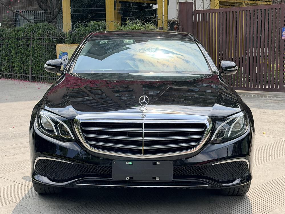 Mercedes-Benz Mercedes-Benz E-Class