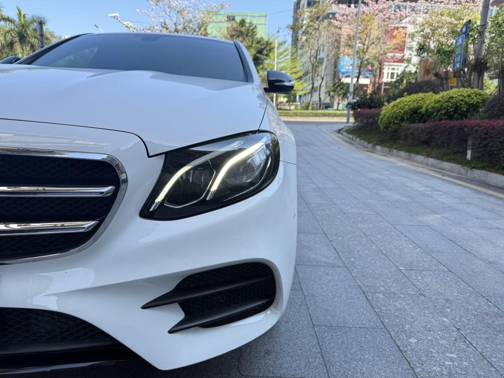 Mercedes-Benz Mercedes-Benz E-Class