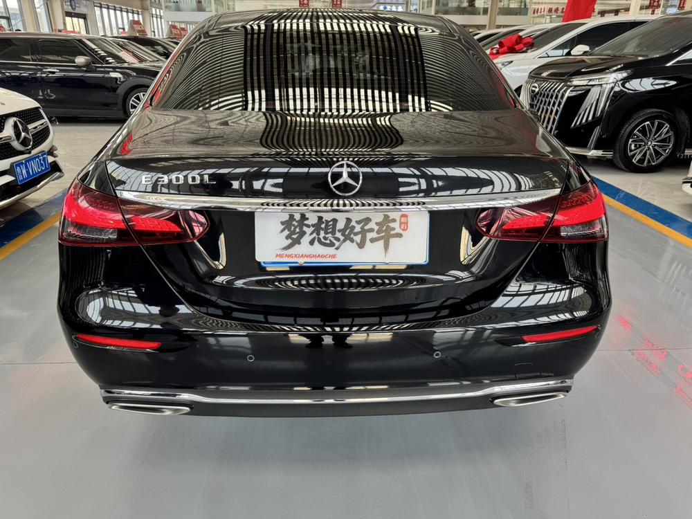 Mercedes-Benz Mercedes-Benz E-Class