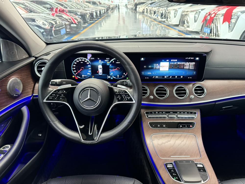 Mercedes-Benz Mercedes-Benz E-Class