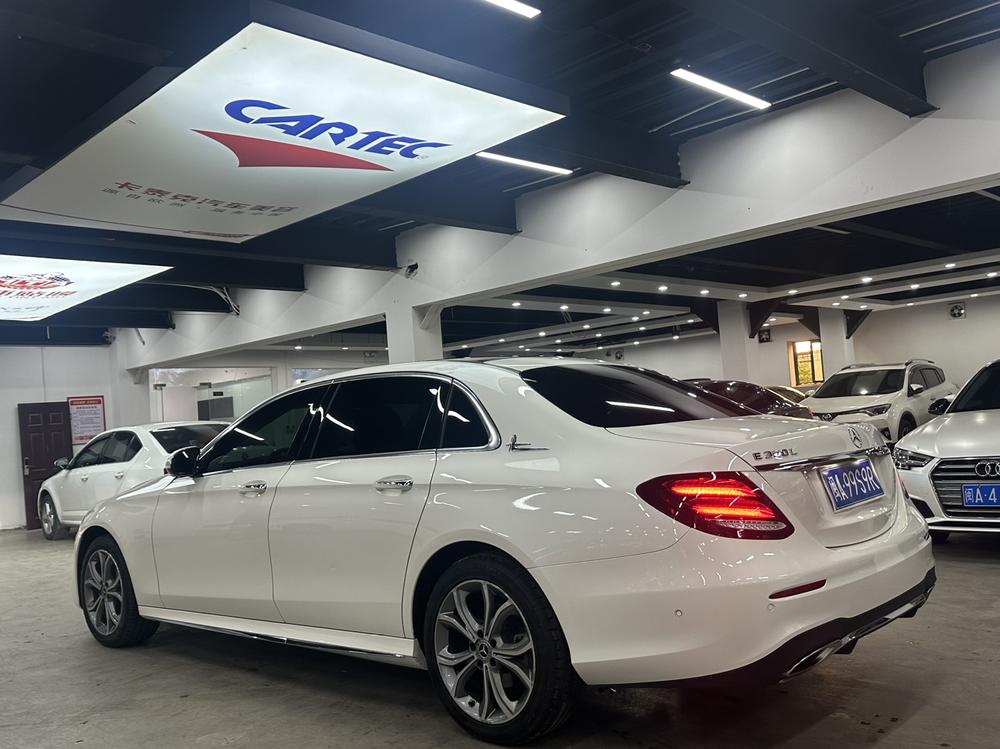Mercedes-Benz Mercedes-Benz E-Class