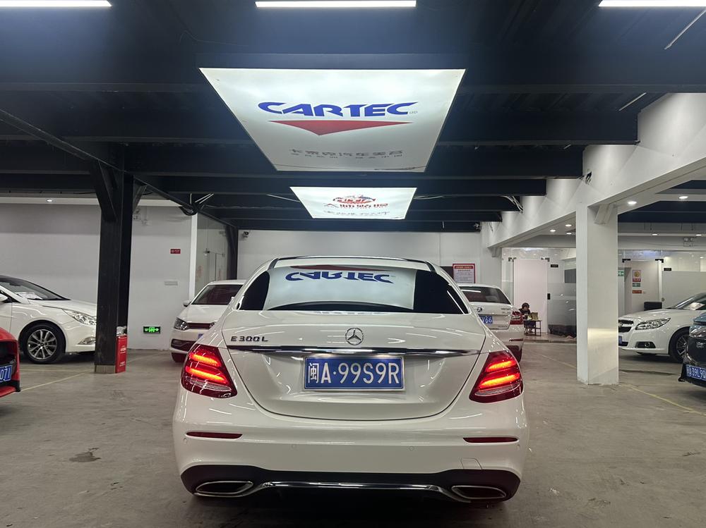 Mercedes-Benz Mercedes-Benz E-Class