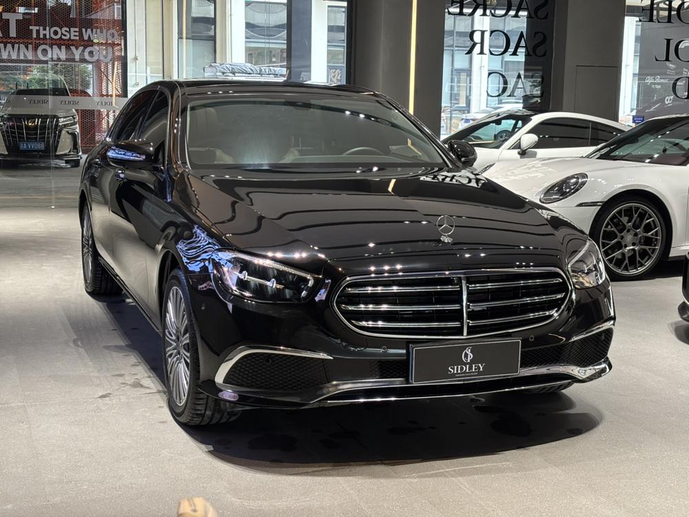 Mercedes-Benz Mercedes-Benz E-Class