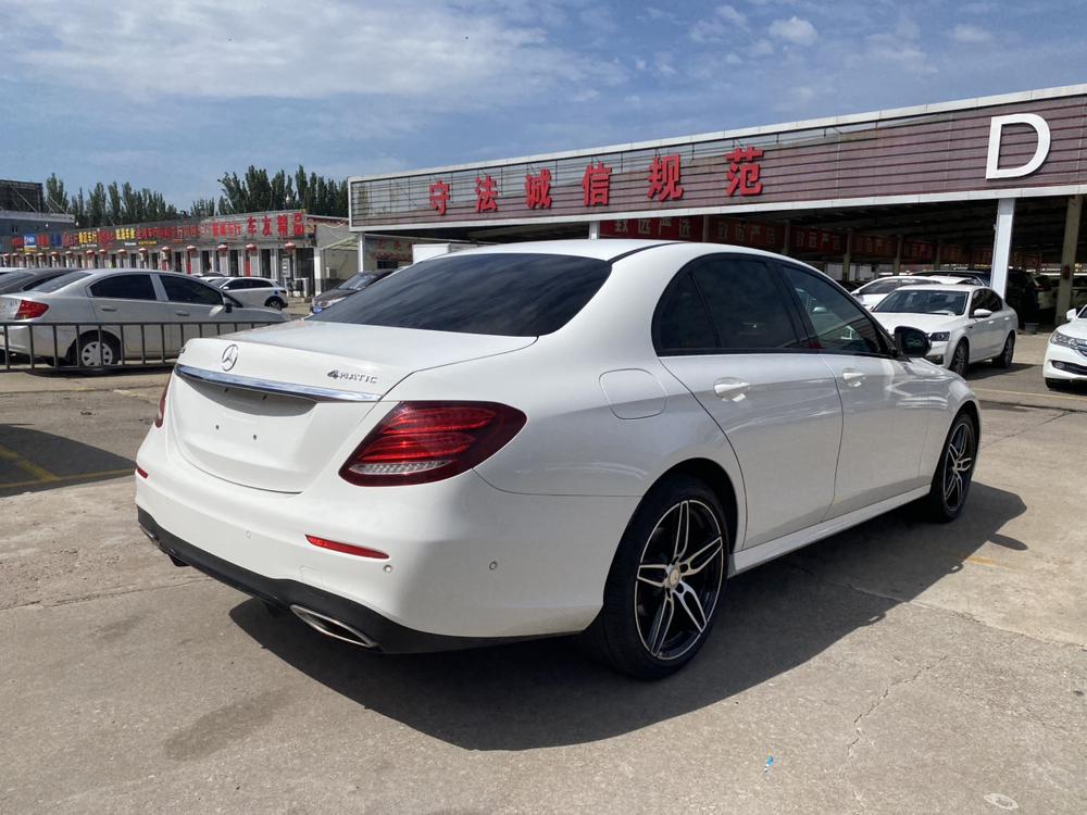 Mercedes-Benz Mercedes-Benz E-Class