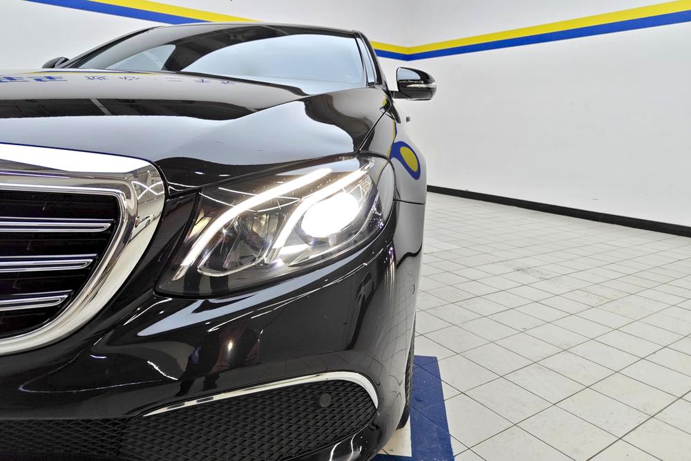 Mercedes-Benz Mercedes-Benz E-Class