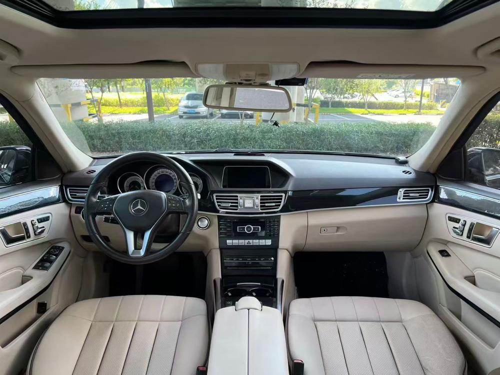 Mercedes-Benz Mercedes-Benz E-Class