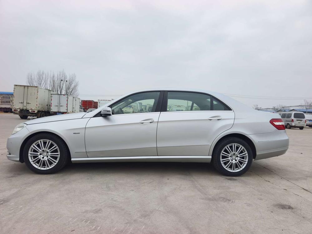 Mercedes-Benz Mercedes-Benz E-Class