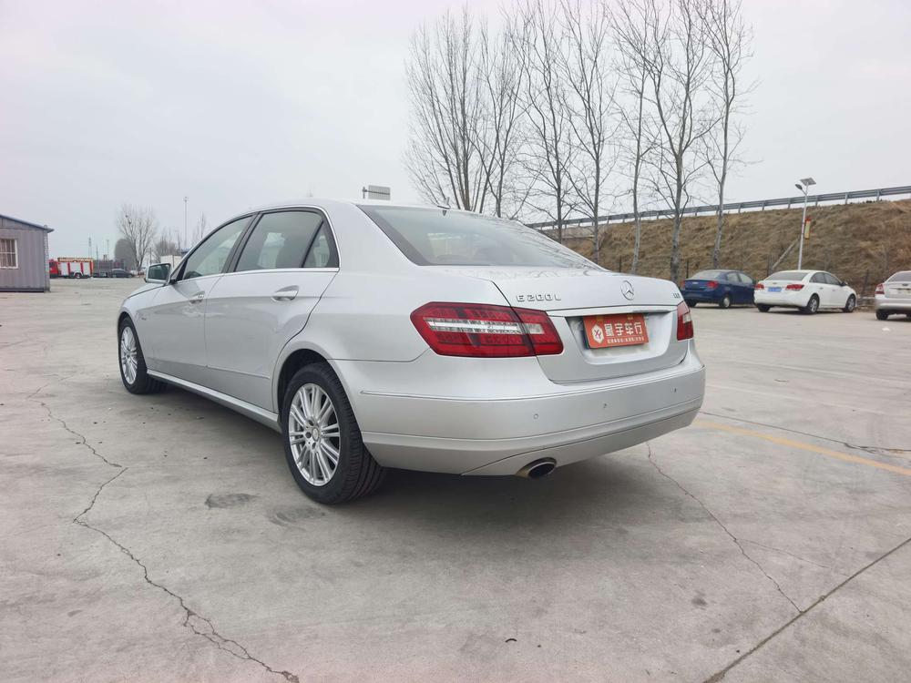 Mercedes-Benz Mercedes-Benz E-Class