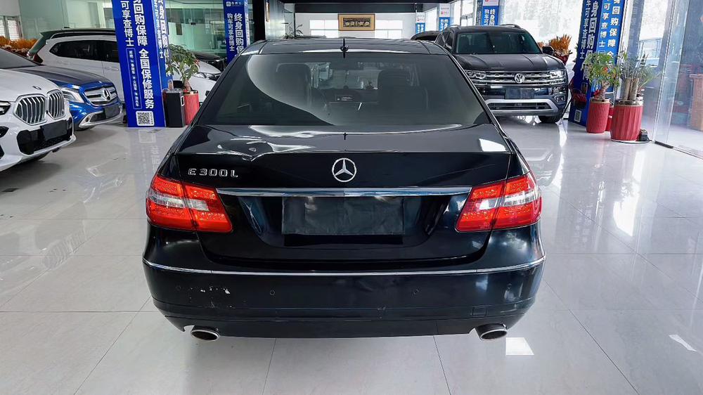Mercedes-Benz Mercedes-Benz E-Class
