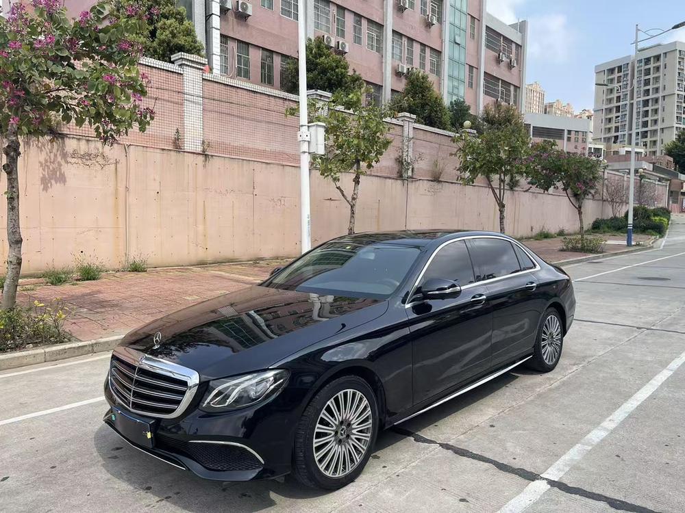 Mercedes-Benz Mercedes-Benz E-Class