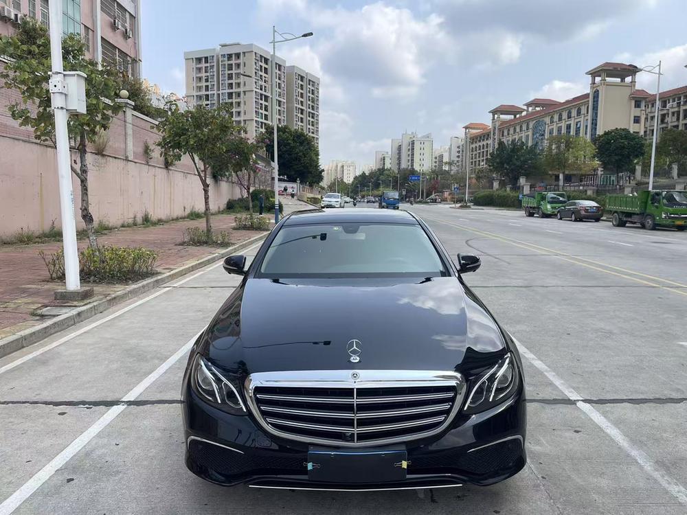 Mercedes-Benz Mercedes-Benz E-Class