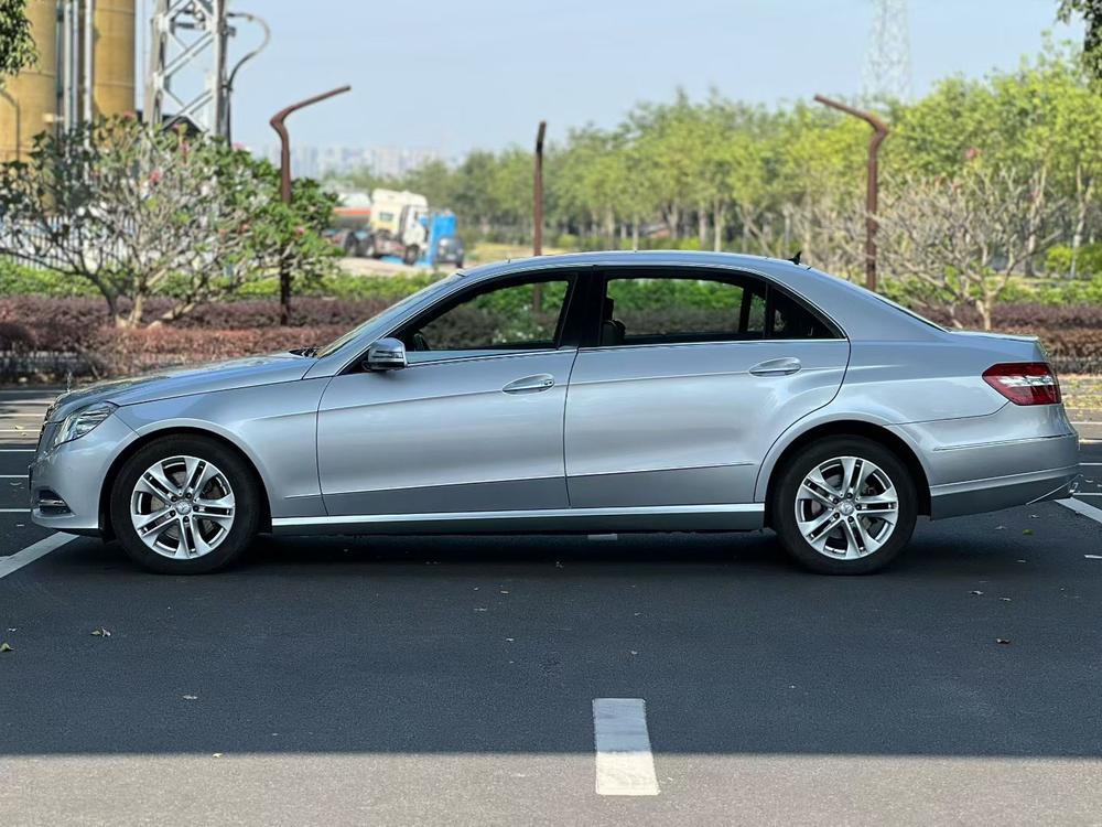 Mercedes-Benz Mercedes-Benz E-Class