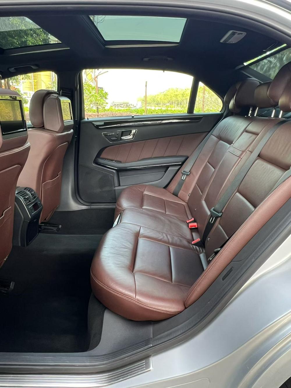Mercedes-Benz Mercedes-Benz E-Class