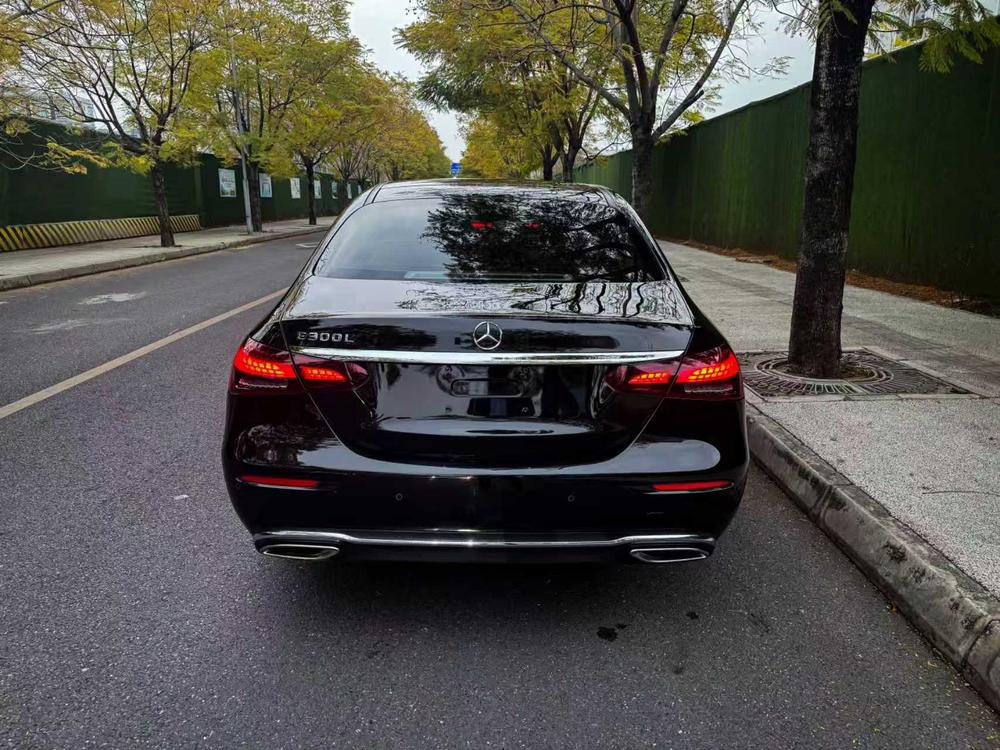 Mercedes-Benz Mercedes-Benz E-Class