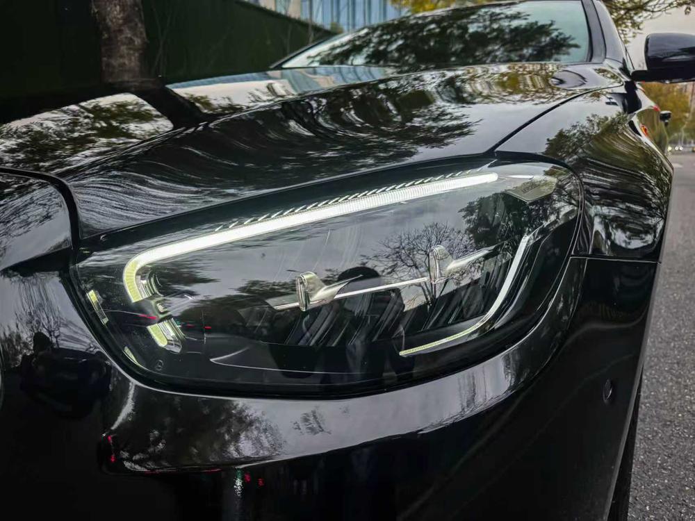 Mercedes-Benz Mercedes-Benz E-Class