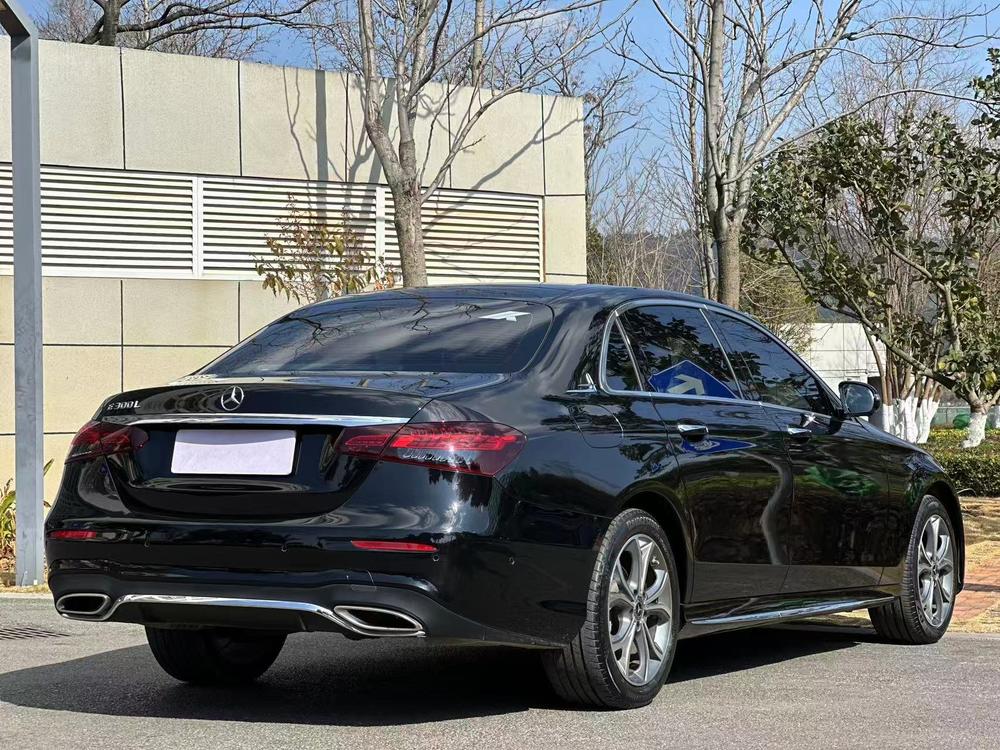 Mercedes-Benz Mercedes-Benz E-Class