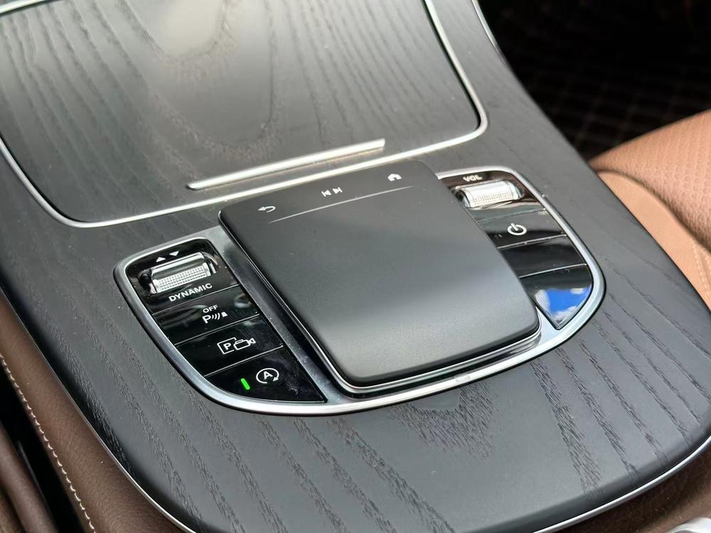 Mercedes-Benz Mercedes-Benz E-Class