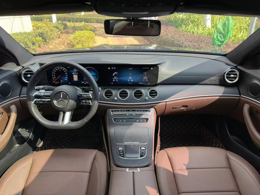 Mercedes-Benz Mercedes-Benz E-Class