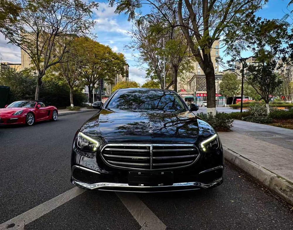 Mercedes-Benz Mercedes-Benz E-Class