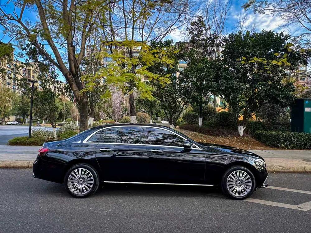 Mercedes-Benz Mercedes-Benz E-Class