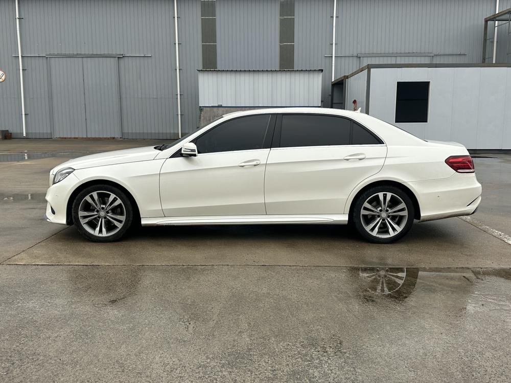 Mercedes-Benz Mercedes-Benz E-Class