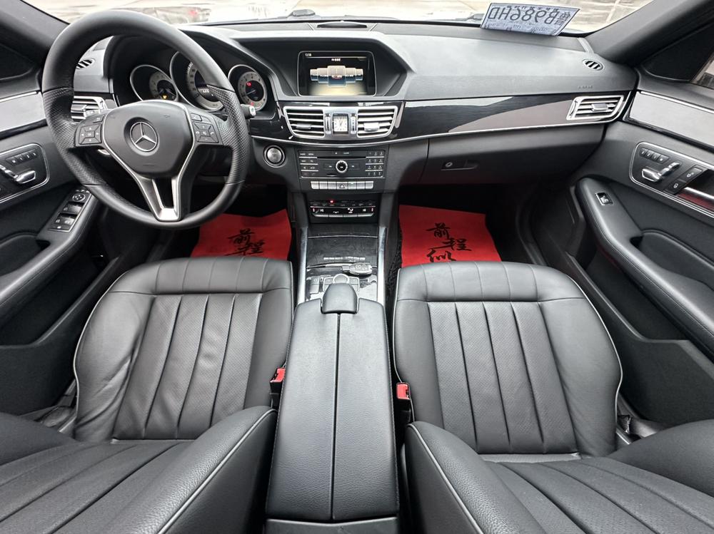 Mercedes-Benz Mercedes-Benz E-Class