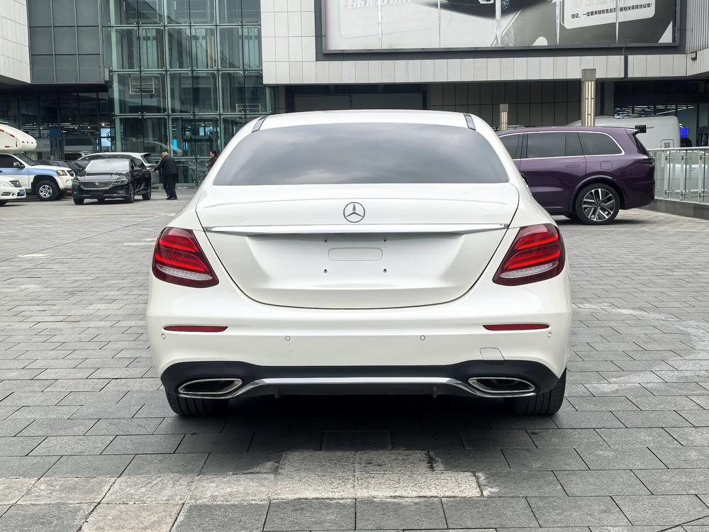 Mercedes-Benz Mercedes-Benz E-Class