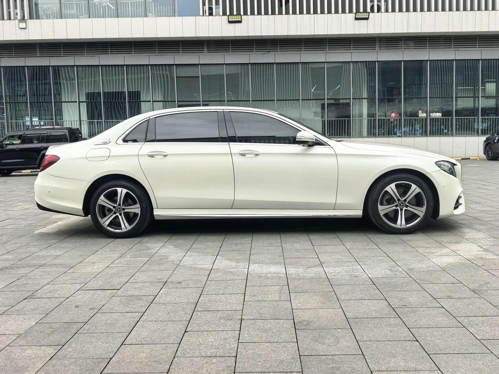 Mercedes-Benz Mercedes-Benz E-Class