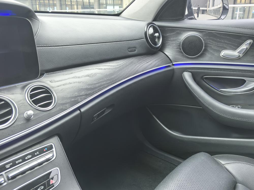 Mercedes-Benz Mercedes-Benz E-Class