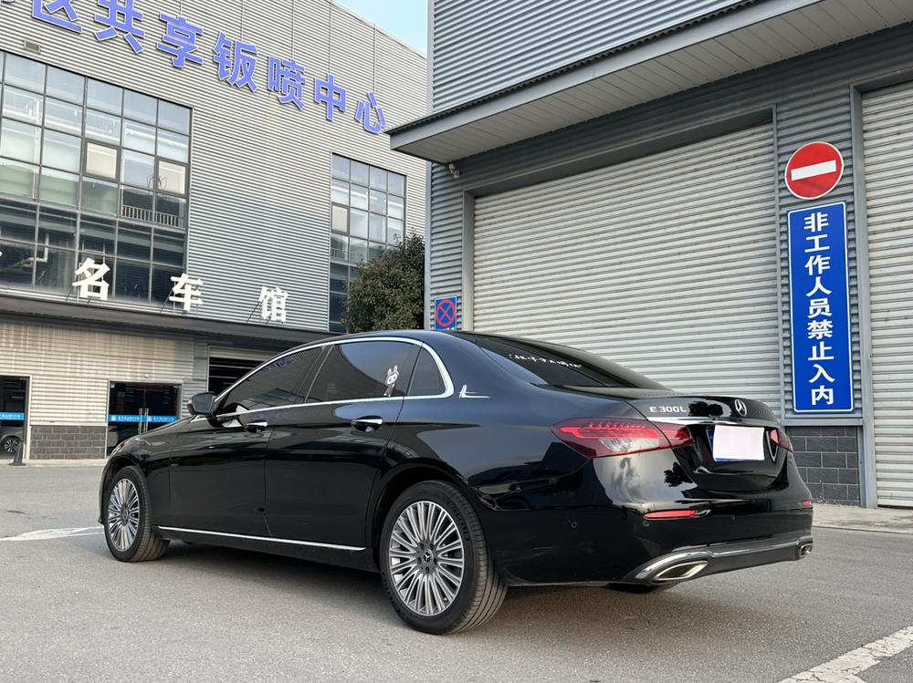 Mercedes-Benz Mercedes-Benz E-Class