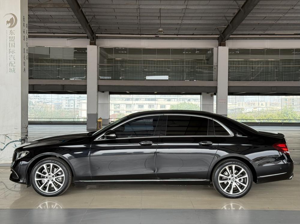 Mercedes-Benz Mercedes-Benz E-Class