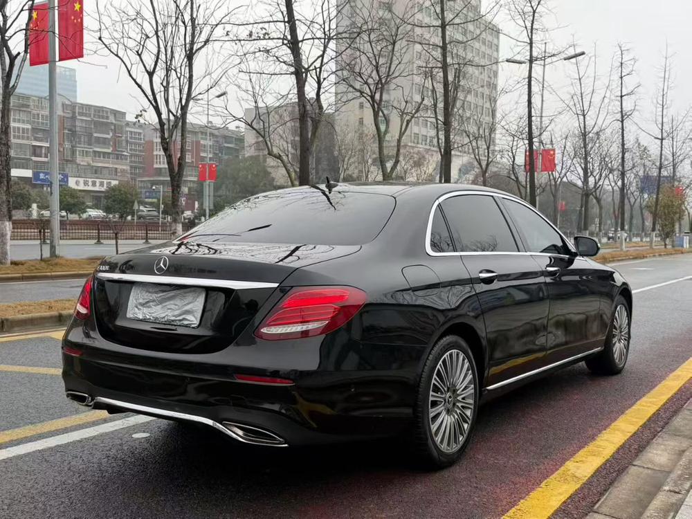 Mercedes-Benz Mercedes-Benz E-Class