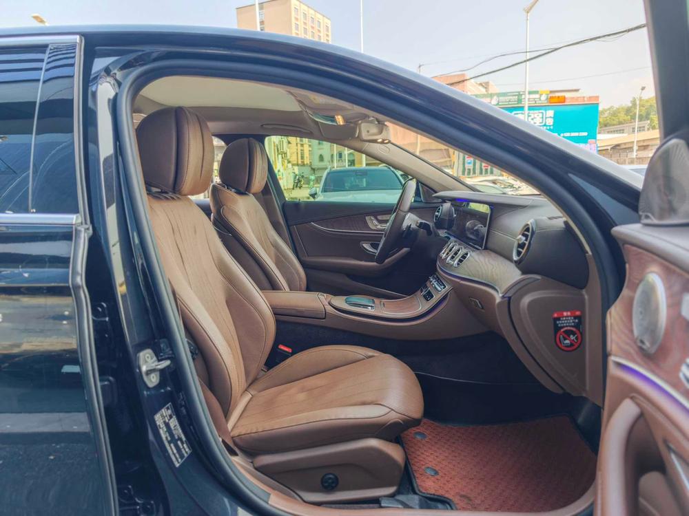 Mercedes-Benz Mercedes-Benz E-Class