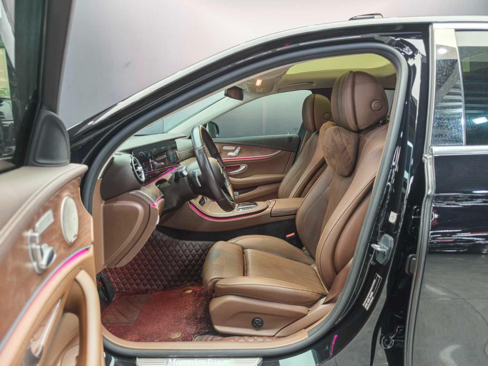Mercedes-Benz Mercedes-Benz E-Class