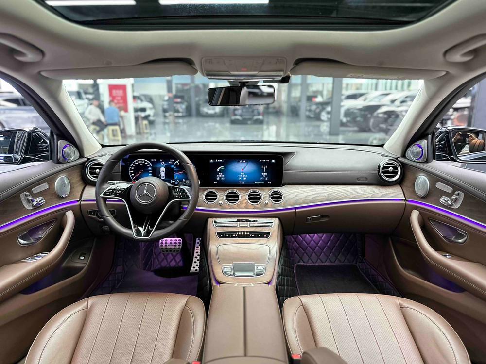 Mercedes-Benz Mercedes-Benz E-Class