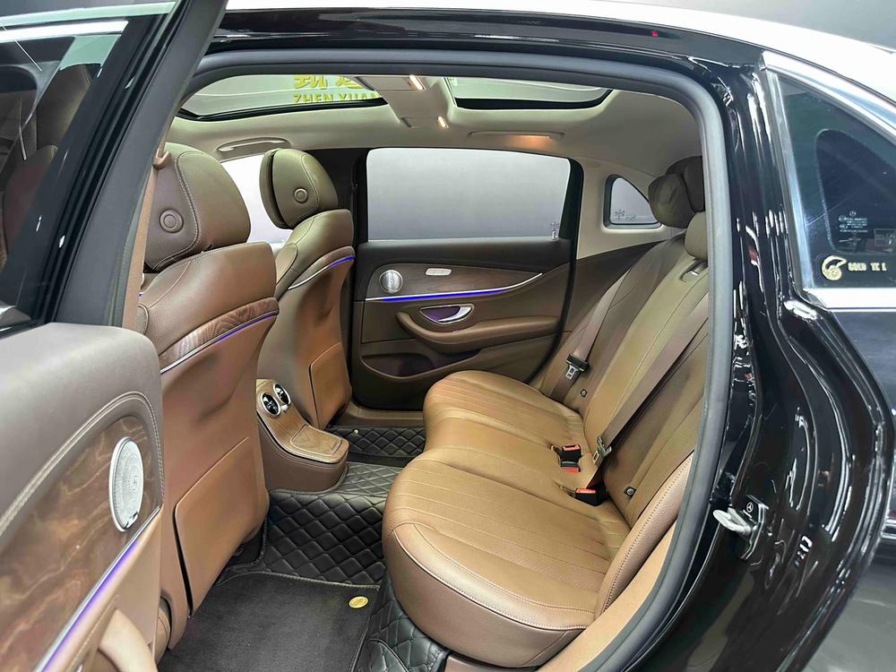 Mercedes-Benz Mercedes-Benz E-Class