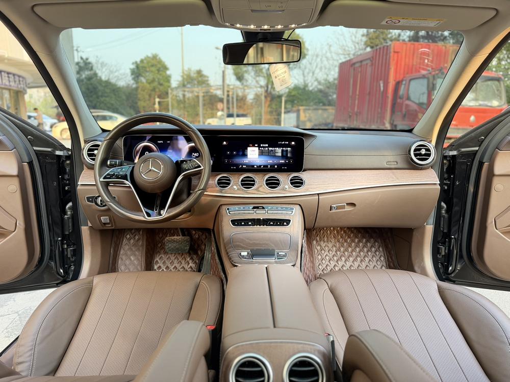 Mercedes-Benz Mercedes-Benz E-Class