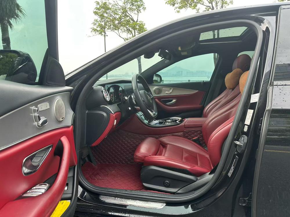 Mercedes-Benz Mercedes-Benz E-Class