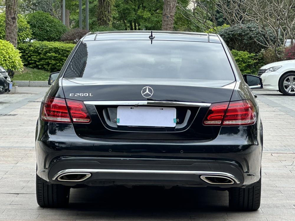 Mercedes-Benz Mercedes-Benz E-Class