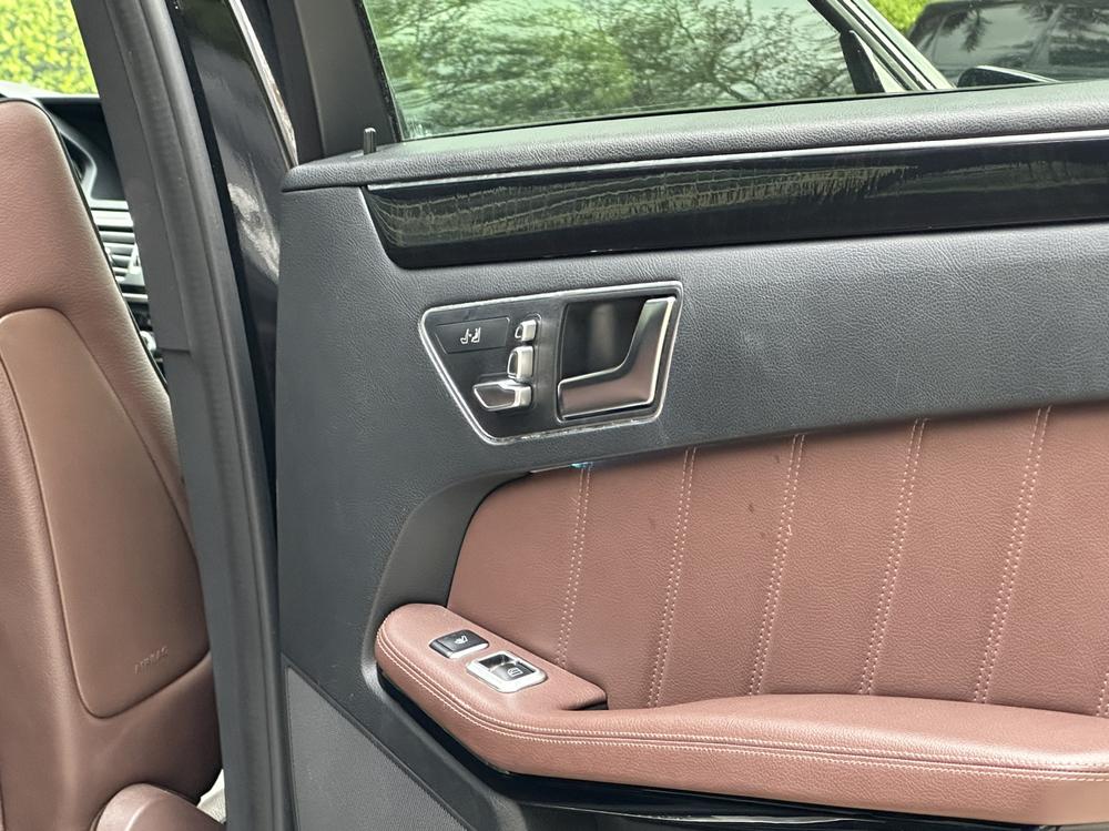 Mercedes-Benz Mercedes-Benz E-Class