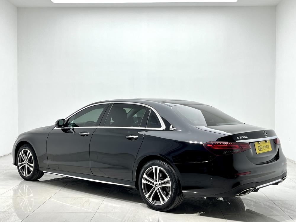 Mercedes-Benz Mercedes-Benz E-Class