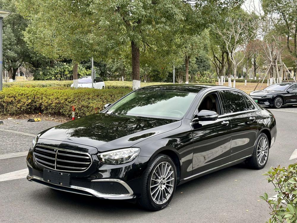 Mercedes-Benz Mercedes-Benz E-Class