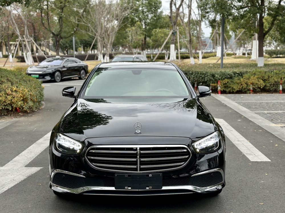 Mercedes-Benz Mercedes-Benz E-Class