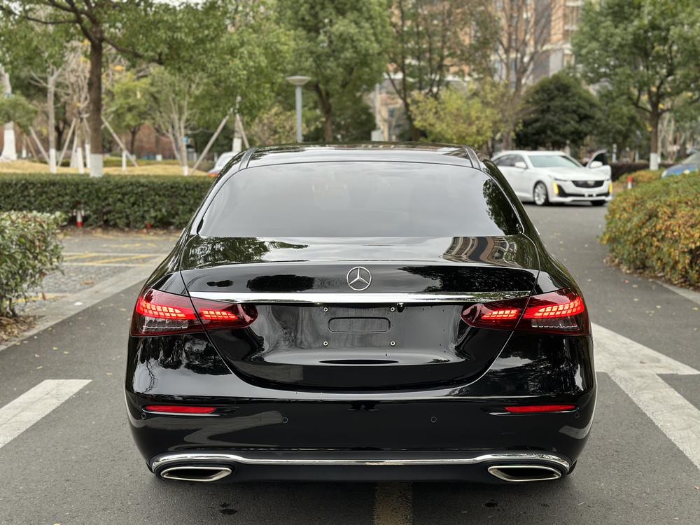 Mercedes-Benz Mercedes-Benz E-Class