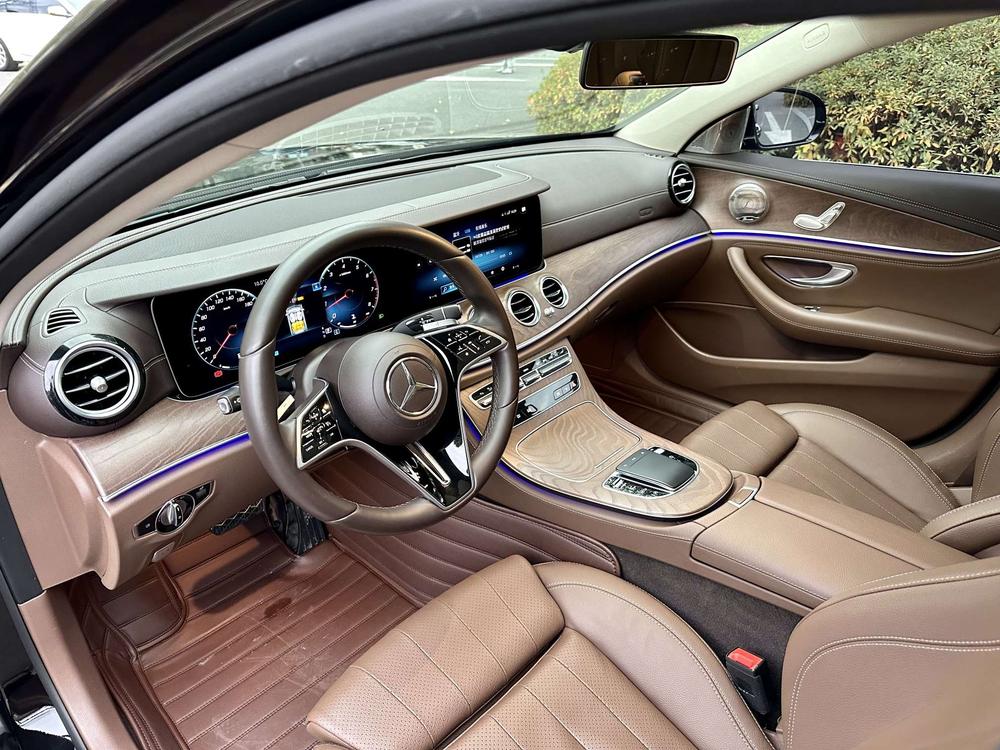 Mercedes-Benz Mercedes-Benz E-Class