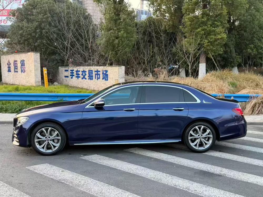 Mercedes-Benz Mercedes-Benz E-Class