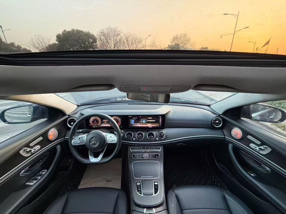 Mercedes-Benz Mercedes-Benz E-Class